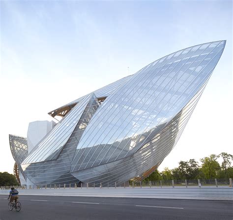 station metro fondation louis vuitton|louis vuitton museum paris.